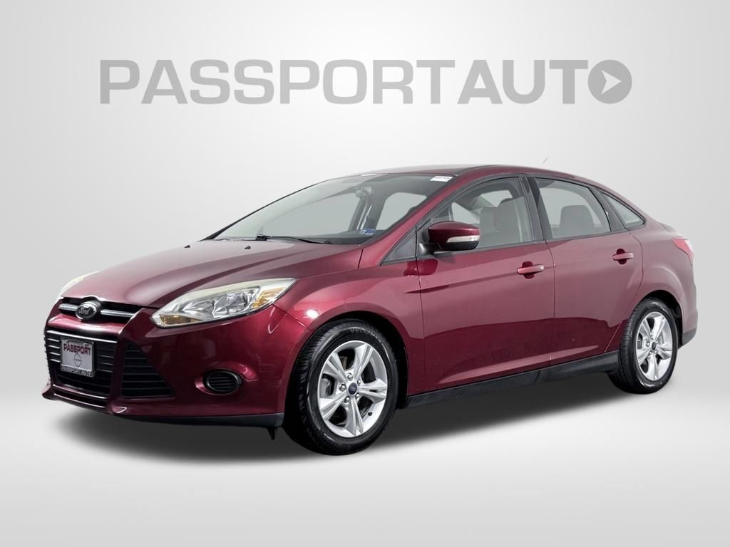 Used 2014 Ford Focus SE FWD image 1