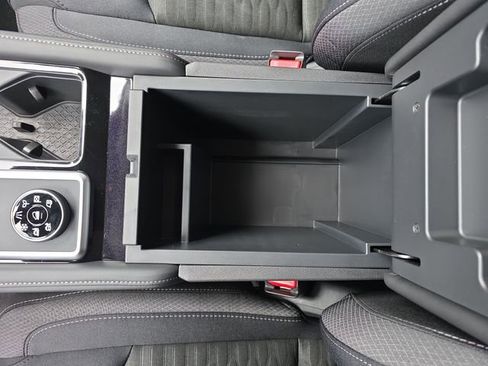 New 2026 Nissan Pathfinder SV image 29