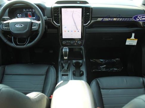 New 2025 Ford Ranger Lariat w/ FX4 Off-Road Package image 12