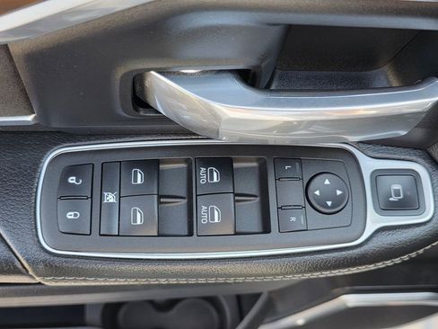 Used 2022 RAM 3500 Laramie image 15