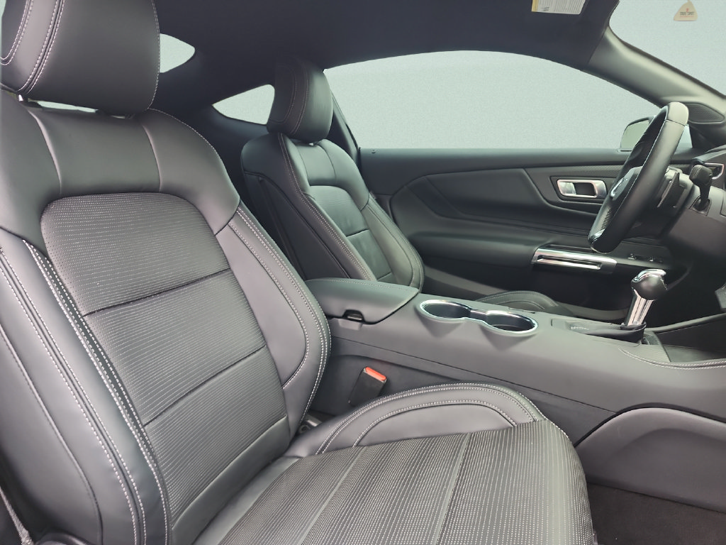 Used 2026 Ford Mustang GT Premium RWD image 16