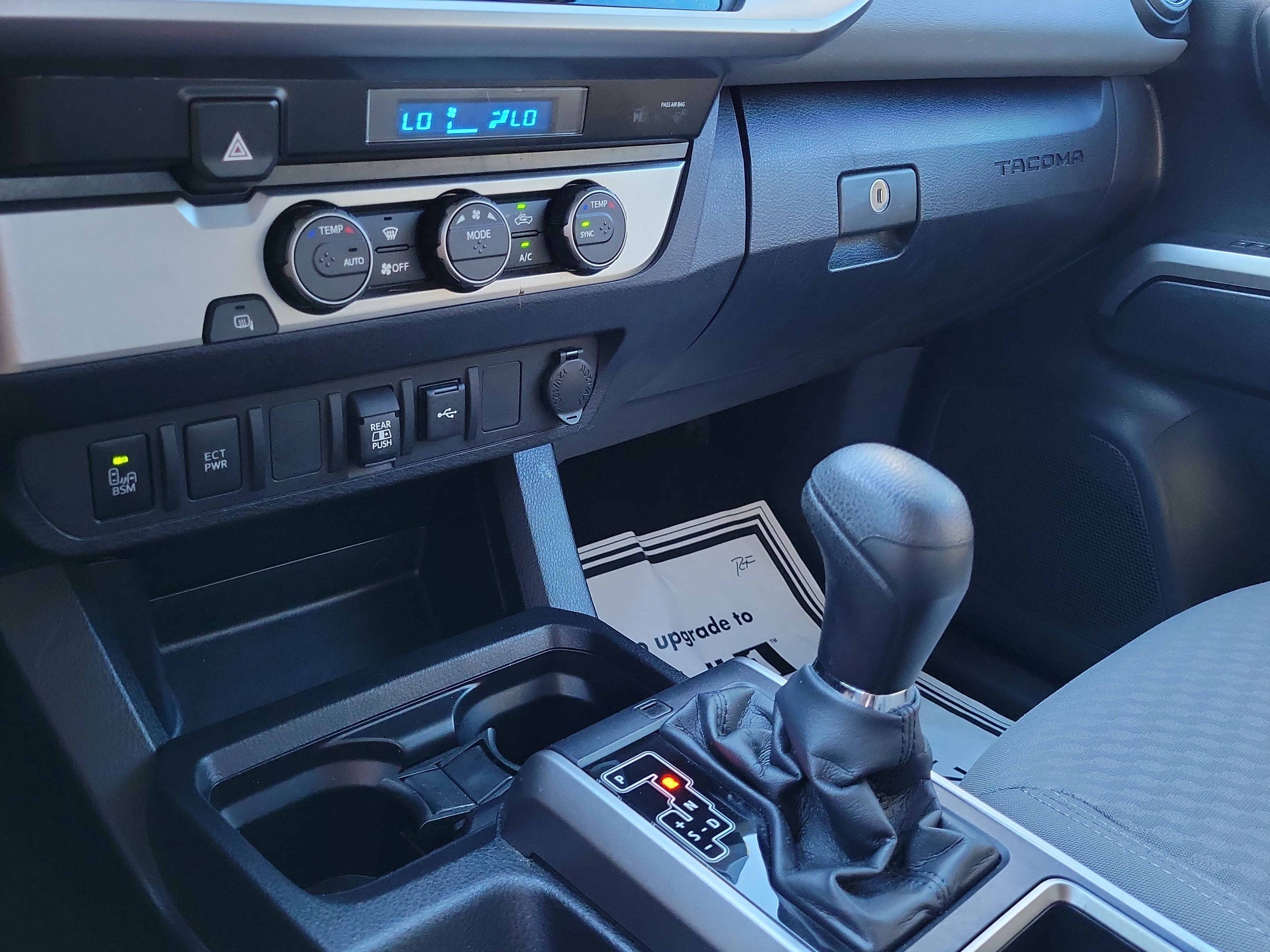 Used 2022 Toyota Tacoma SR5 w/ Technology Package RWD image 25