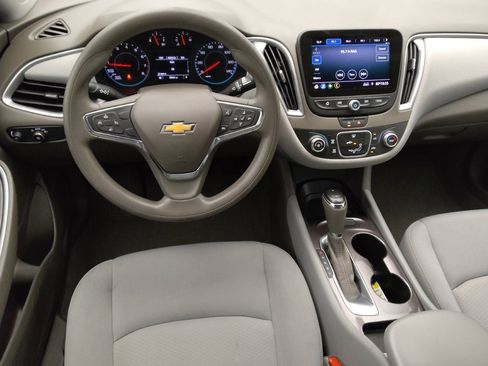Used 2020 Chevrolet Malibu LS FWD image 22