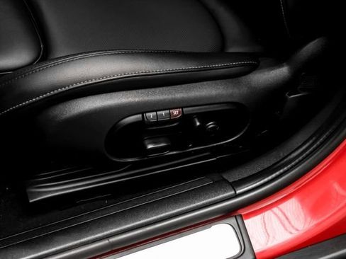 Used 2021 MINI Cooper Clubman S w/ Driver Assistance Package image 31