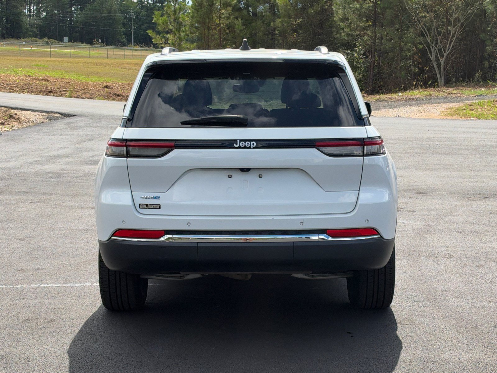 Used 2024 Jeep Grand Cherokee Limited 4xe AWD/4WD image 6