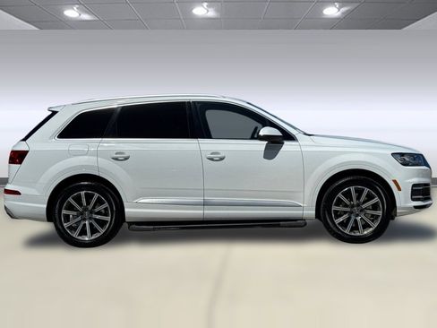 Used 2017 Audi Q7 3.0T Premium Plus w/ Premium Plus Package AWD/4WD image 7