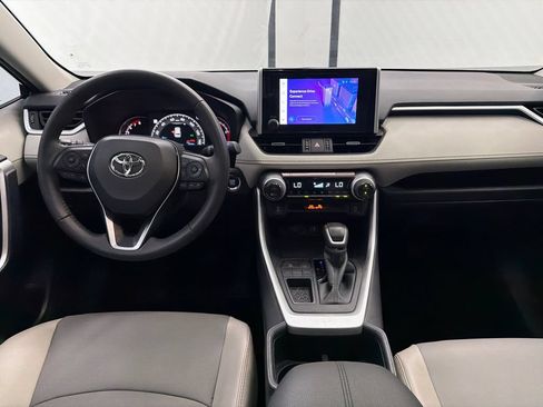 Used 2025 Toyota RAV4 XLE Premium FWD image 24