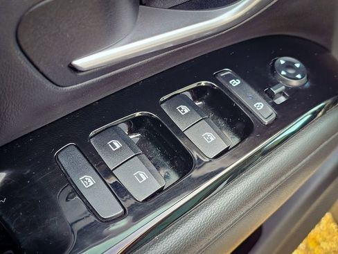 Used 2024 Hyundai Tucson Limited image 11