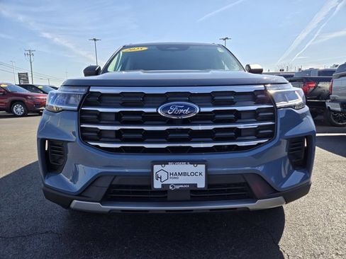 Certified 2025 Ford Explorer Active AWD/4WD image 42