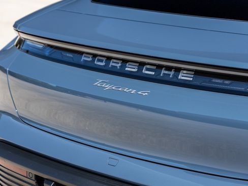 New 2026 Porsche Taycan image 16