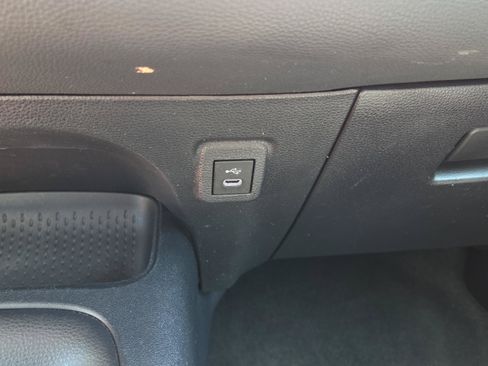 Certified 2024 Toyota Corolla LE FWD image 20