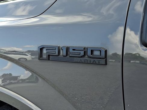 Certified 2020 Ford F150 Lariat w/ Equipment Group 502A Luxury AWD/4WD image 31