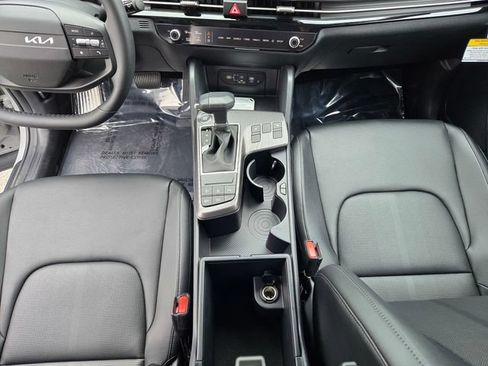 New 2026 Kia Sportage EX FWD image 20