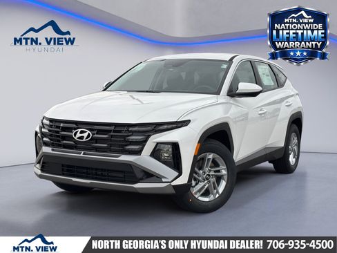 New 2026 Hyundai Tucson SE image 1