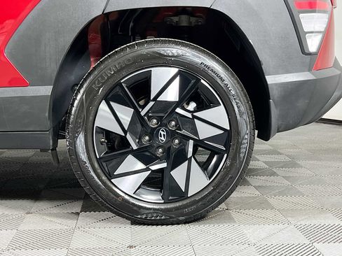 Certified 2025 Hyundai Kona SEL image 30