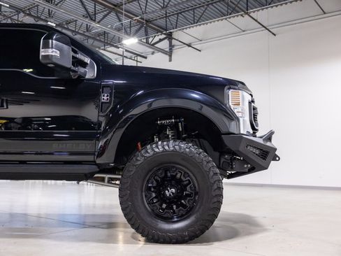 Used 2022 Ford F250 Lariat w/ Lariat Ultimate Package AWD/4WD image 22