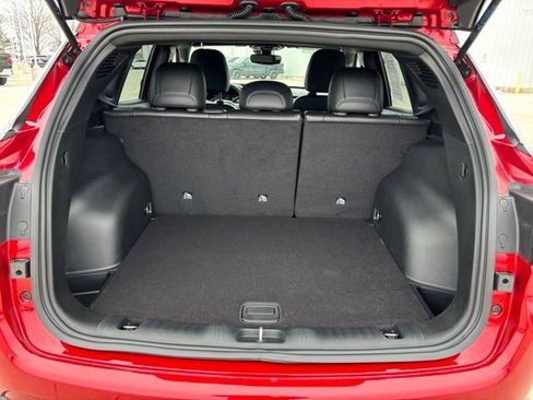 Used 2025 Jeep Compass Limited image 23