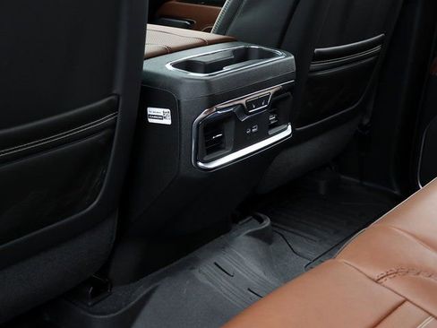 New 2026 GMC Sierra 2500 Denali Ultimate w/ Max Trailering Package image 15