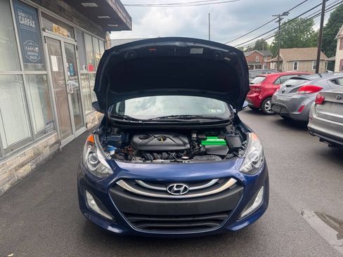 Used 2013 Hyundai Elantra GT w/ Tech Pkg FWD image 7