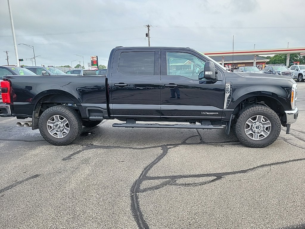 Used 2023 Ford F250 Lariat AWD/4WD image 4