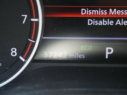 Used 2021 Nissan Rogue SV AWD/4WD image 16