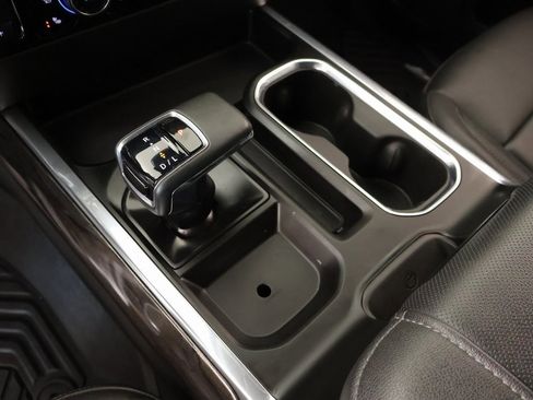 Used 2023 Chevrolet Silverado 1500 LTZ w/ LTZ Convenience Package II image 9