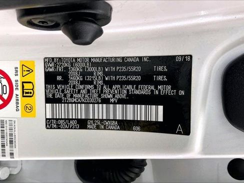 Used 2019 Lexus RX 450h AWD w/ Luxury Package image 34