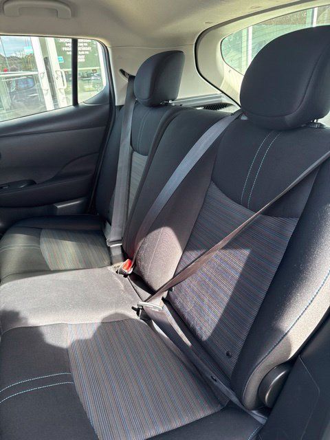 Used 2019 Nissan Leaf S w/ S Charge Package FWD image 13
