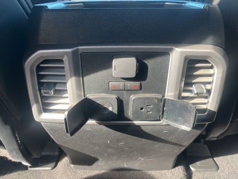 Used 2020 Ford F350 Platinum image 19