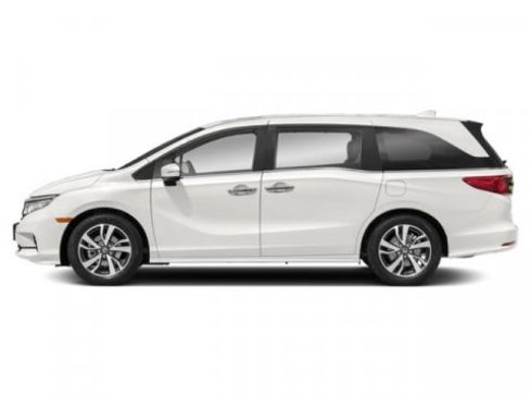 Used 2024 Honda Odyssey Touring image 3