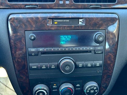 Used 2016 Chevrolet Impala Limited LS image 18