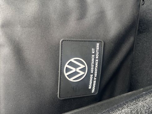 Used 2022 Volkswagen Taos SE image 22