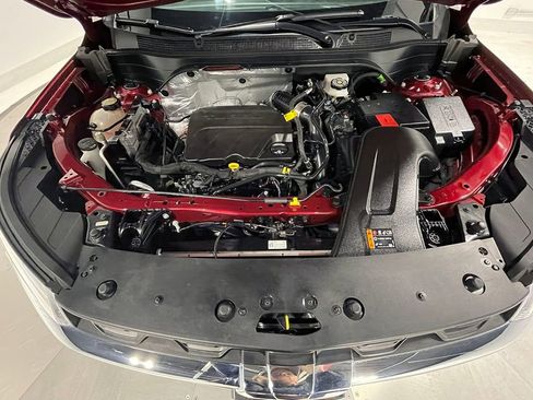 Used 2024 Chevrolet Trax LS w/ LS Convenience Package image 35