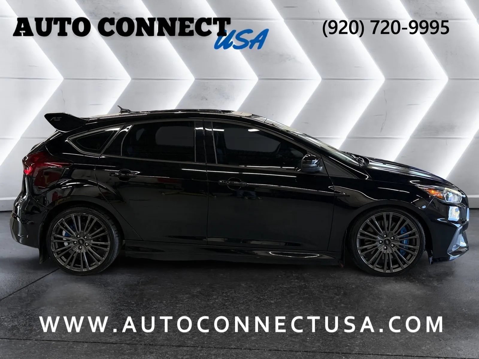 Used 2017 Ford Focus RS AWD/4WD image 6