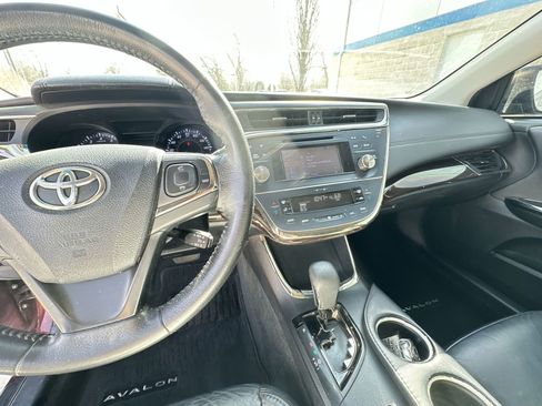 Used 2013 Toyota Avalon XLE image 11