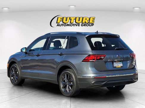 Used 2023 Volkswagen Tiguan SE FWD image 7
