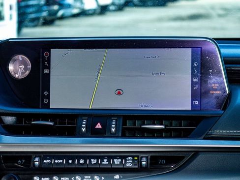 Used 2020 Lexus ES 300h w/ Premium Package image 13