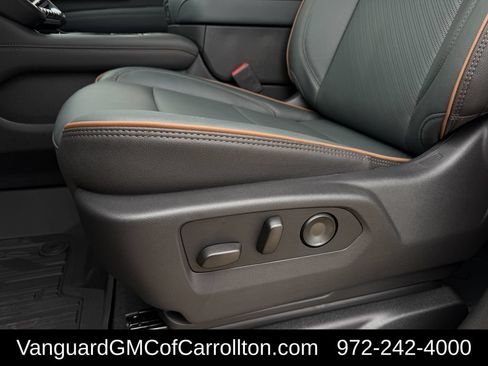 New 2026 GMC Yukon XL AT4 w/ AT4 Premium Plus Package AWD/4WD image 24