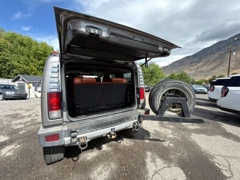 Used 2009 HUMMER H2 Luxury AWD/4WD image 12