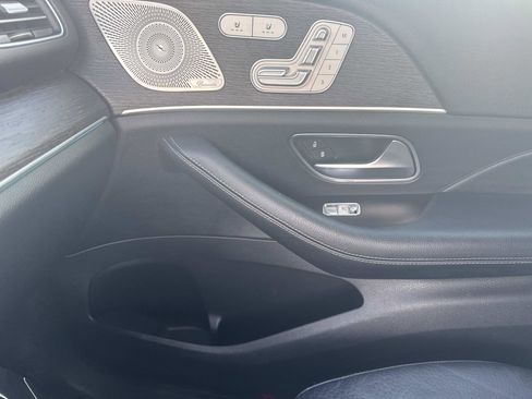 Certified 2022 Mercedes-Benz GLS 450 4MATIC image 22