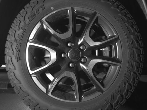 Used 2025 Jeep Compass Trailhawk AWD/4WD image 13