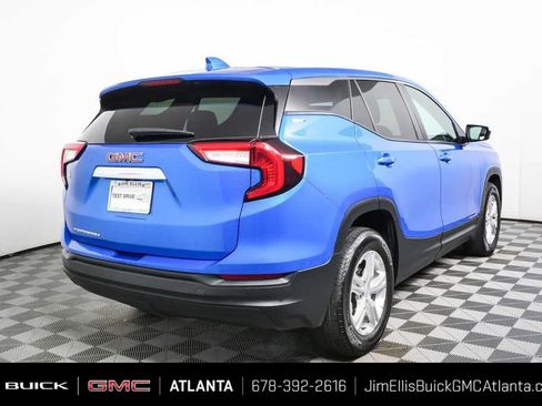 Certified 2024 GMC Terrain SLE FWD image 3