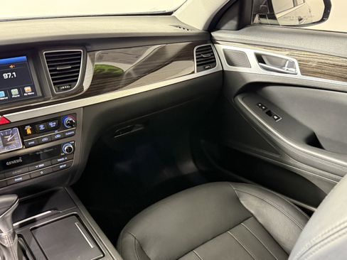 Used 2019 Genesis G80 3.8 image 13