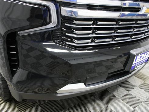 Used 2023 Chevrolet Suburban Premier image 45