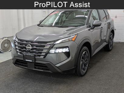 Used 2024 Nissan Rogue SV