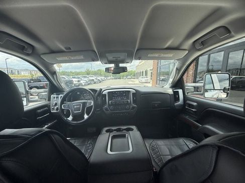Used 2016 GMC Sierra 3500 SLT w/ Duramax Plus Package AWD/4WD image 16