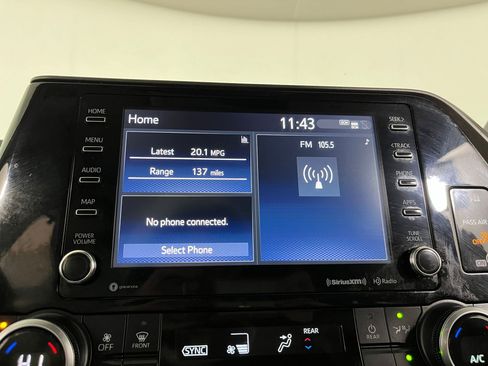 Used 2022 Toyota Highlander XLE image 21