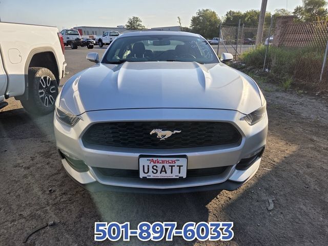 Used 2016 Ford Mustang Coupe RWD image 2
