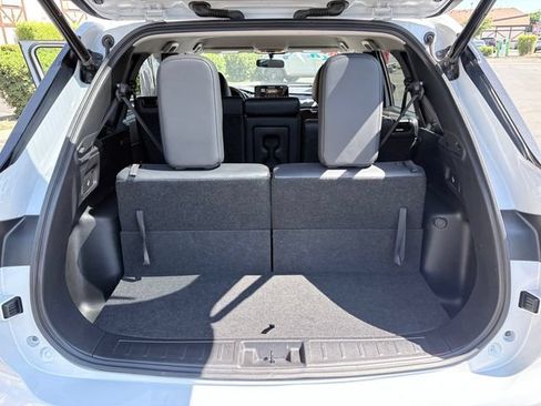 Used 2024 Mitsubishi Outlander SE Black Edition FWD image 25