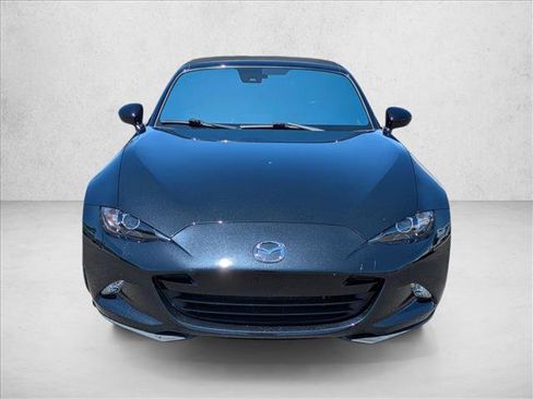Used 2022 MAZDA MX-5 Miata Sport RWD image 2